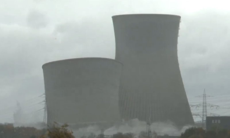 גרמניה: מגדלי תחנת הכוח הגרעינית נהרסו באופן מבוקר