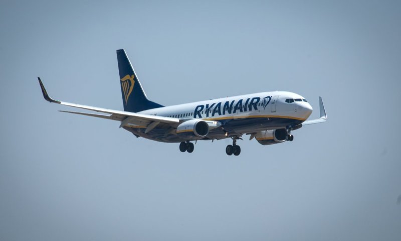 טיסת ריינאייר נחתה 6 דקות לפני ש"אזל לה הדלק" באוויר